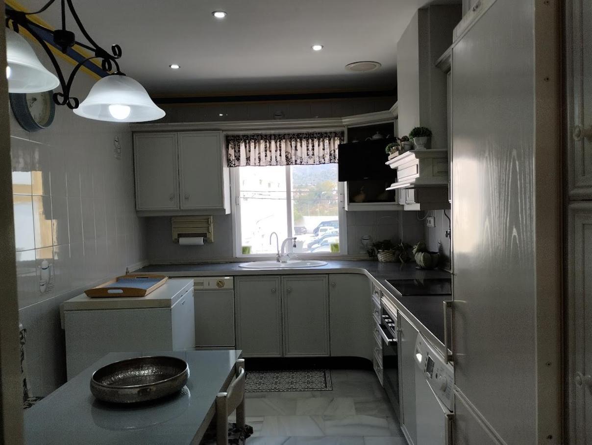 Вилла Casa Con Terraza Privada Нерха Экстерьер фото