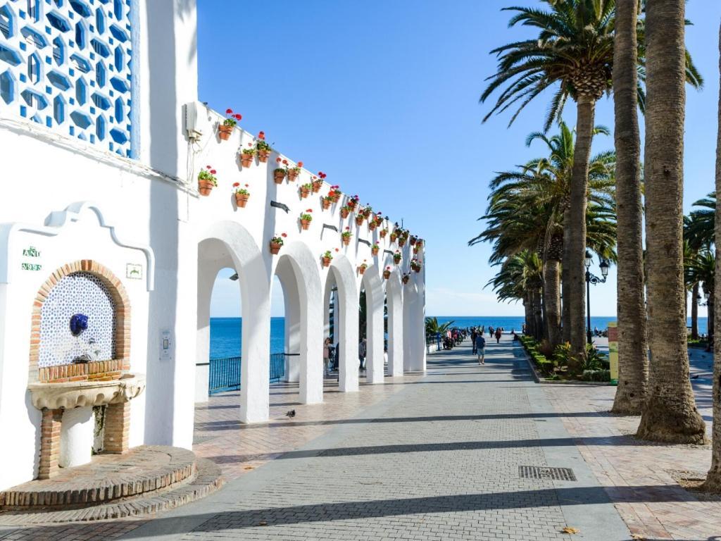 Вилла Casa Con Terraza Privada Нерха Экстерьер фото